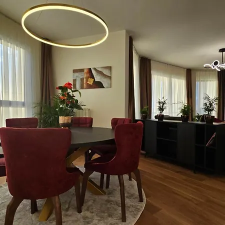Aqua Waterfront Premium Apartment